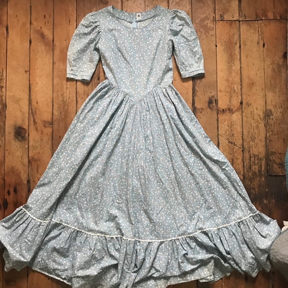 Vintage floral maxi dress